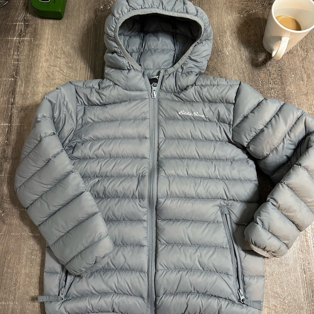 🔥CROSSPOSTED🔥Eddie Bauer Charcoal Quilted Jacket